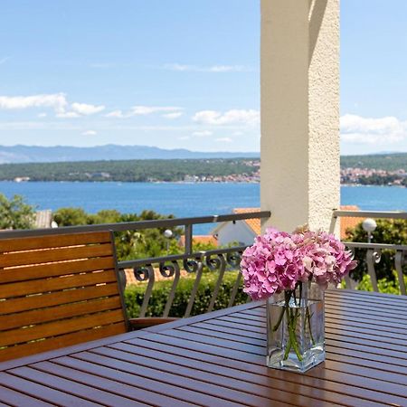 And Charming Apartment In Vantacici Малинска Экстерьер фото