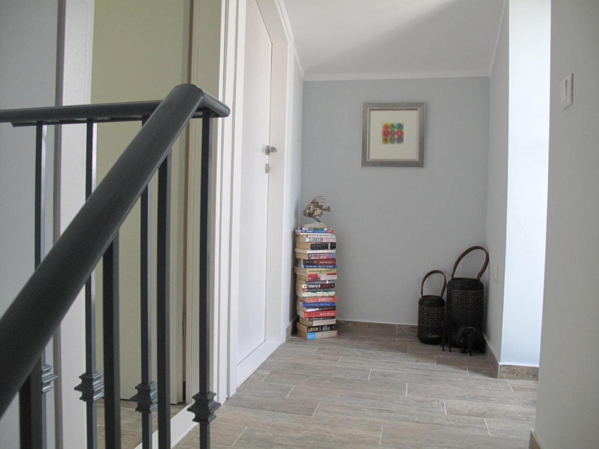 And Charming Apartment In Vantacici Малинска Экстерьер фото