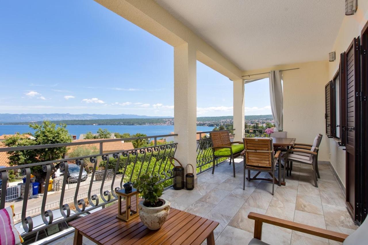 And Charming Apartment In Vantacici Малинска Экстерьер фото