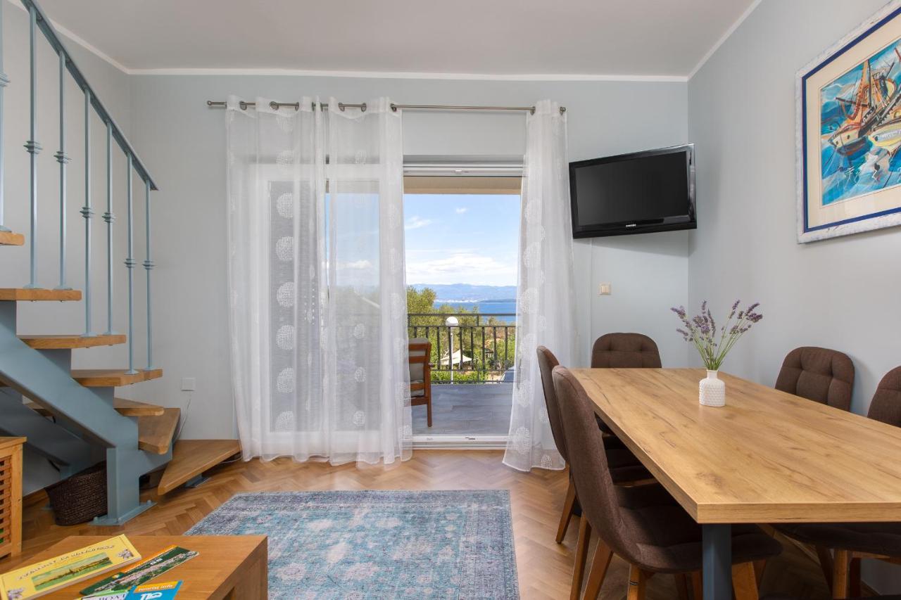 And Charming Apartment In Vantacici Малинска Экстерьер фото